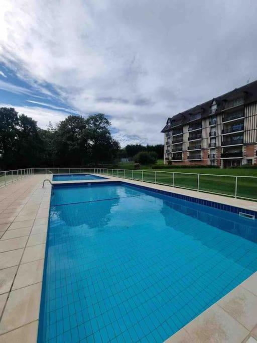 Appartement Calme Proche De La Mer Avec Parking Villers-sur-Mer Exterior photo
