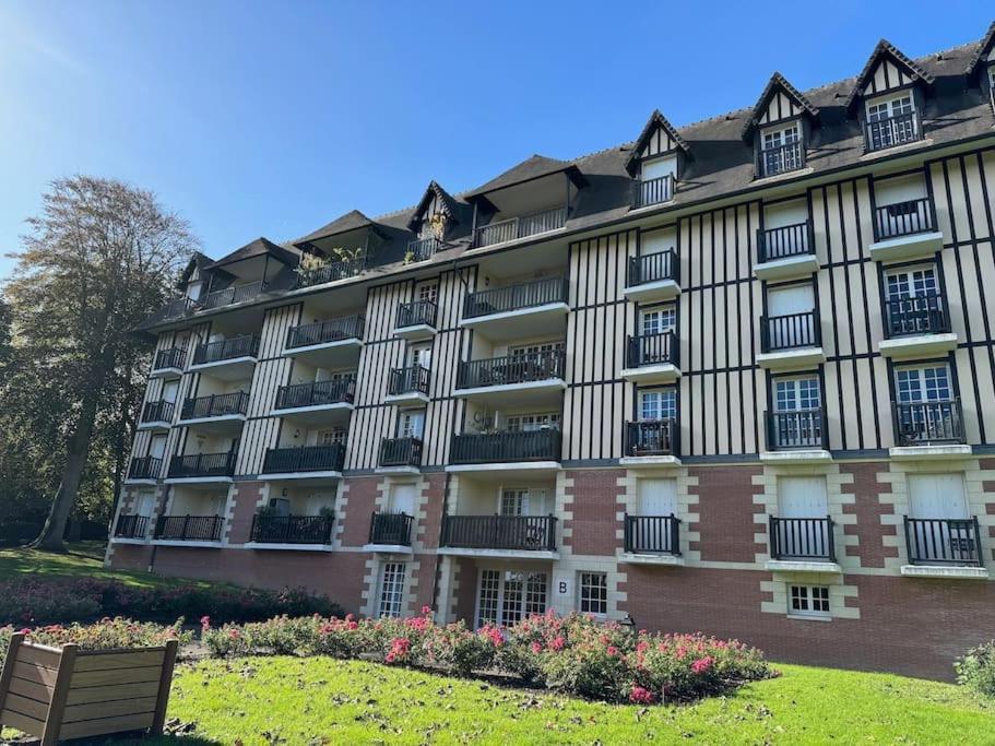 Appartement Calme Proche De La Mer Avec Parking Villers-sur-Mer Exterior photo